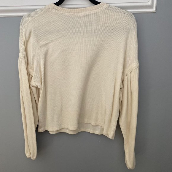 Z Supply Gathered Sleeve Thermal Waffle Top - Picture 8 of 11